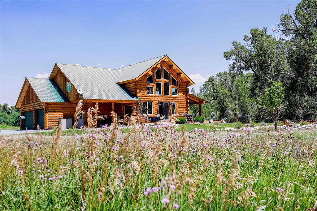 196 Kokanee Court — photo