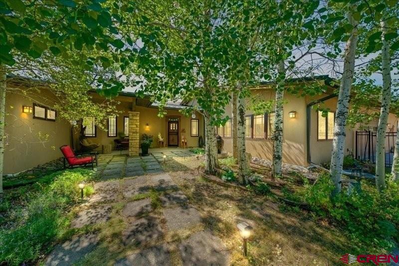 423 Wisteria Drive — photo