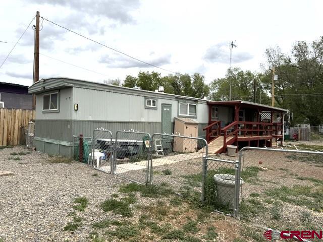 612 S Ash St — photo