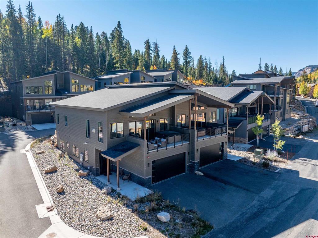 76 Tacoma Drive — photo