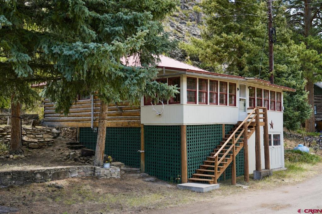 271 Master's Place — photo