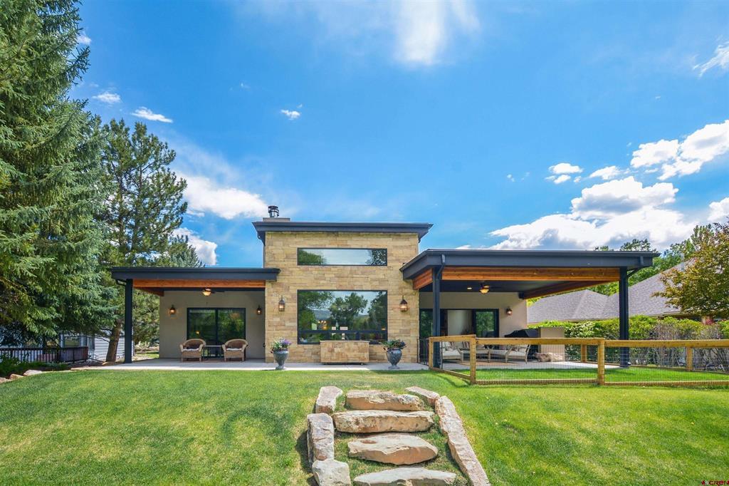 198 Crazy Horse Drive — photo