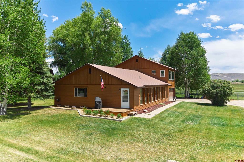 404 Fairway Lane — photo