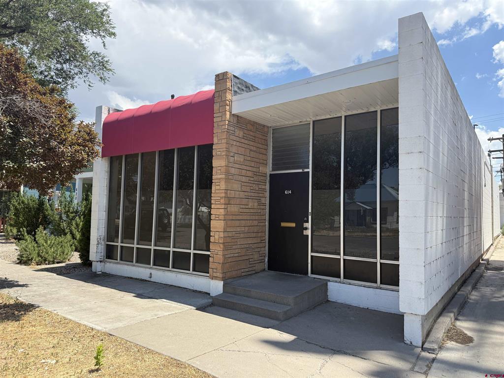 614 N 1st Street — photo