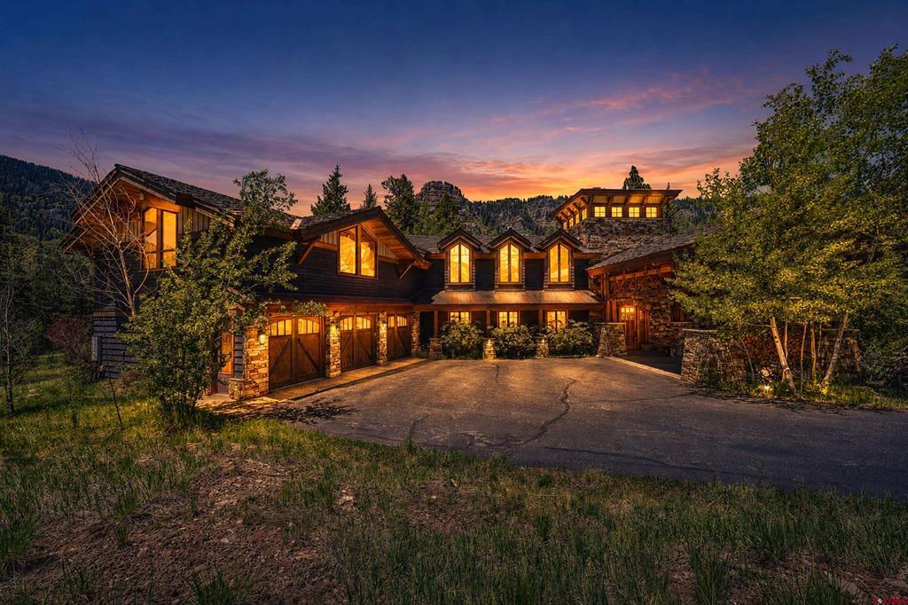 455 Pinnacle View Drive — photo