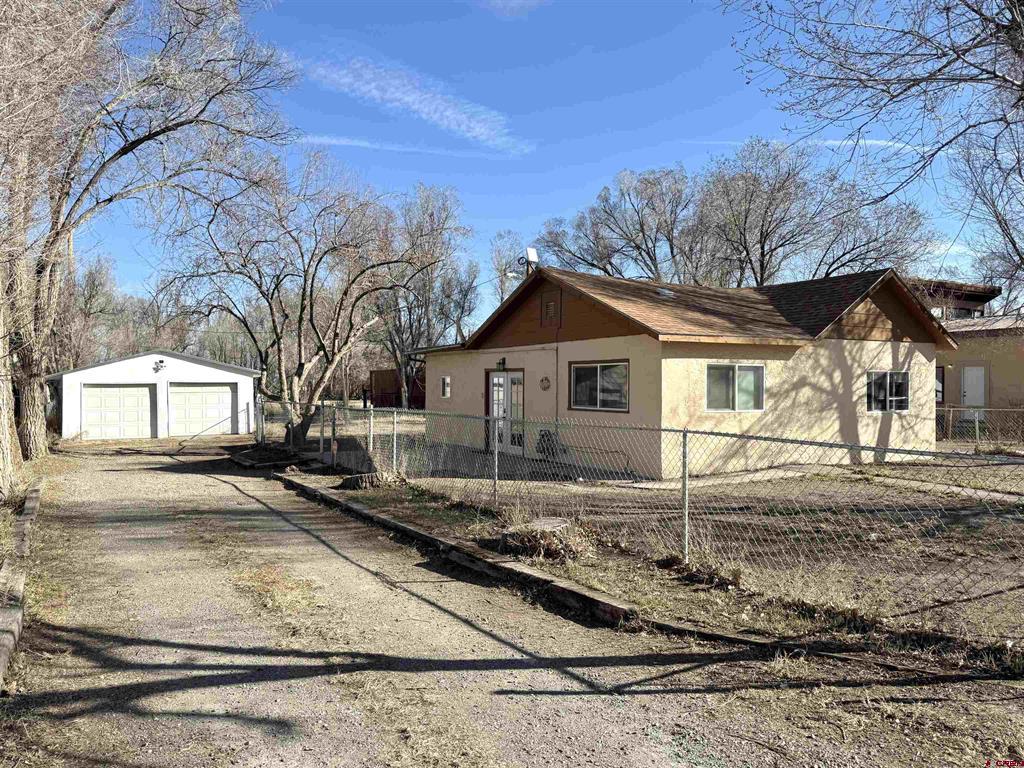 131 Sunnyside Lane — photo