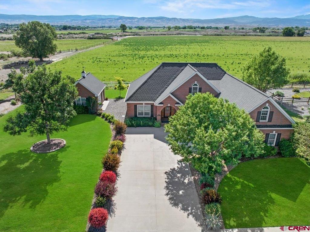 2014 Otter Pond Circle — photo