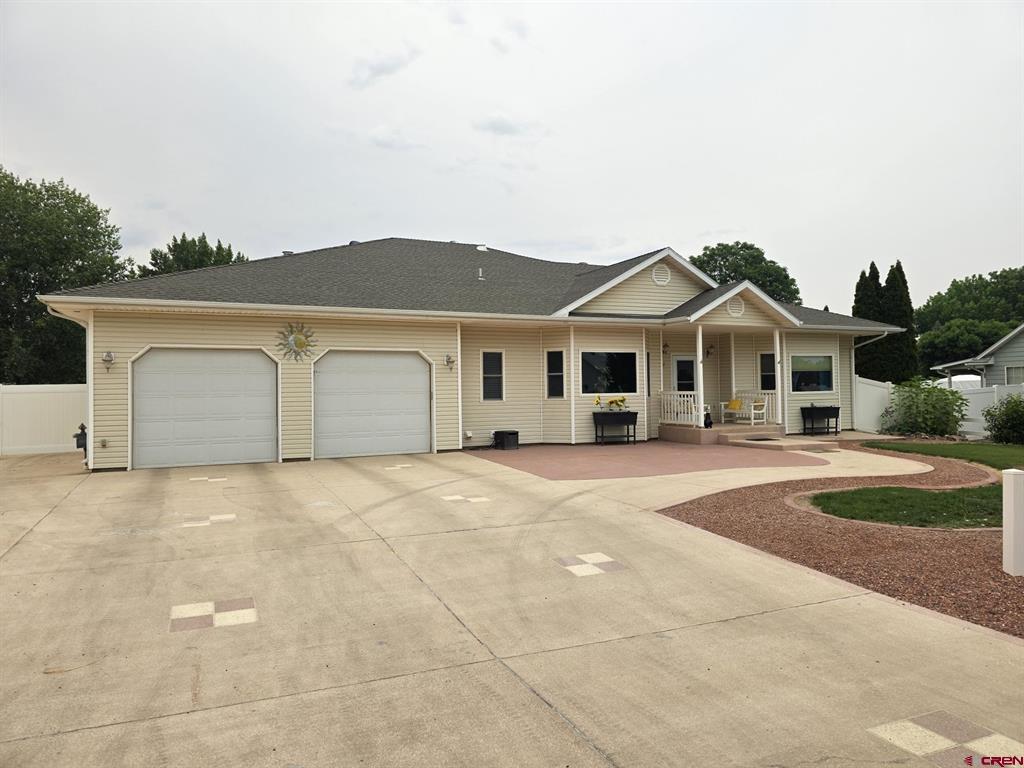 881 Cypress Wood Lane — photo