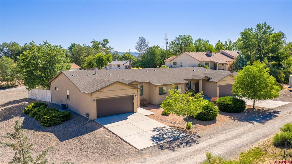2348 Carolina Drive — photo