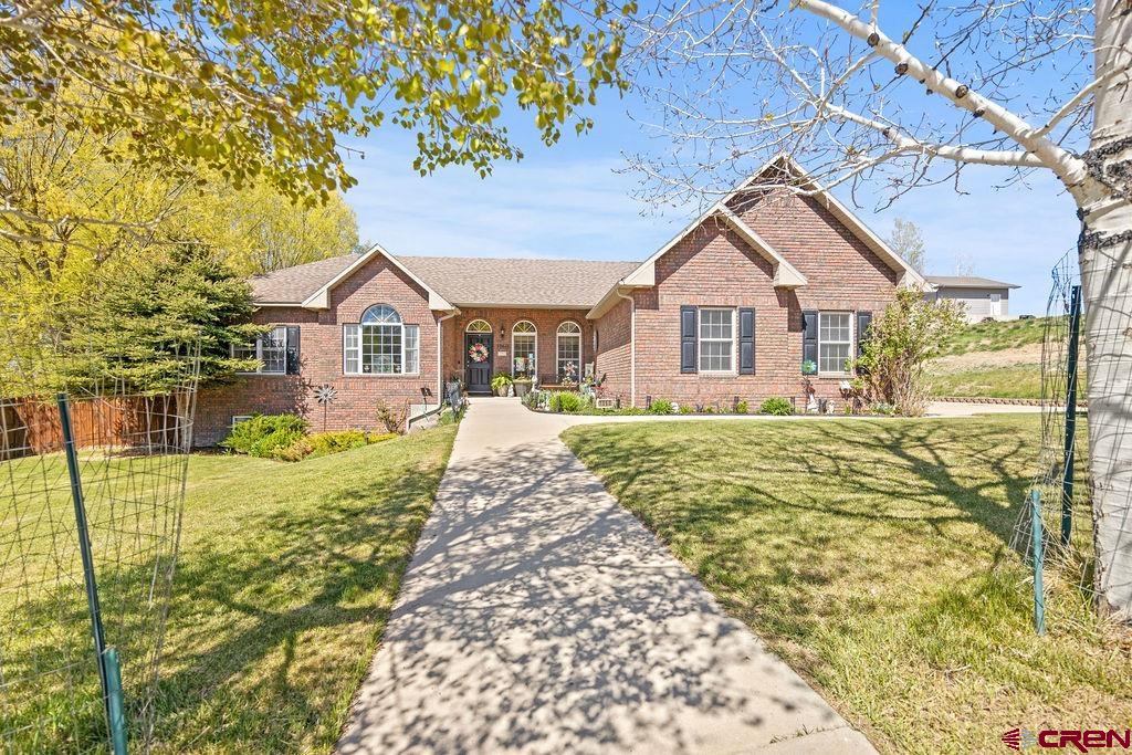 1060 Alta Vista Drive — photo
