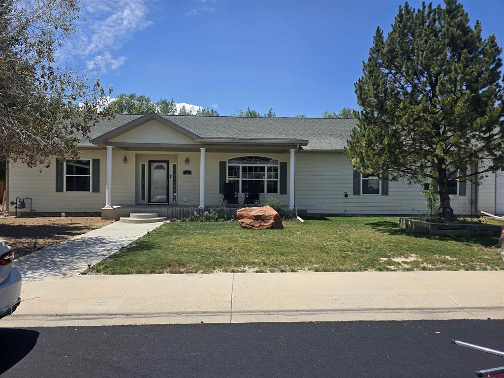 720 Golden Drive — photo