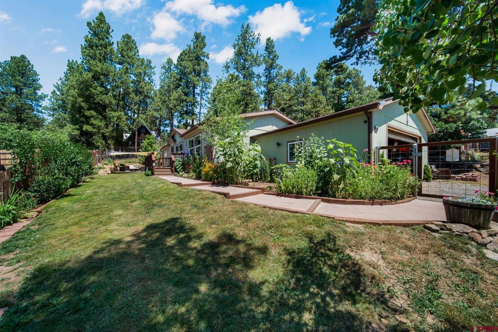 125 Meadowbrook Drive — photo