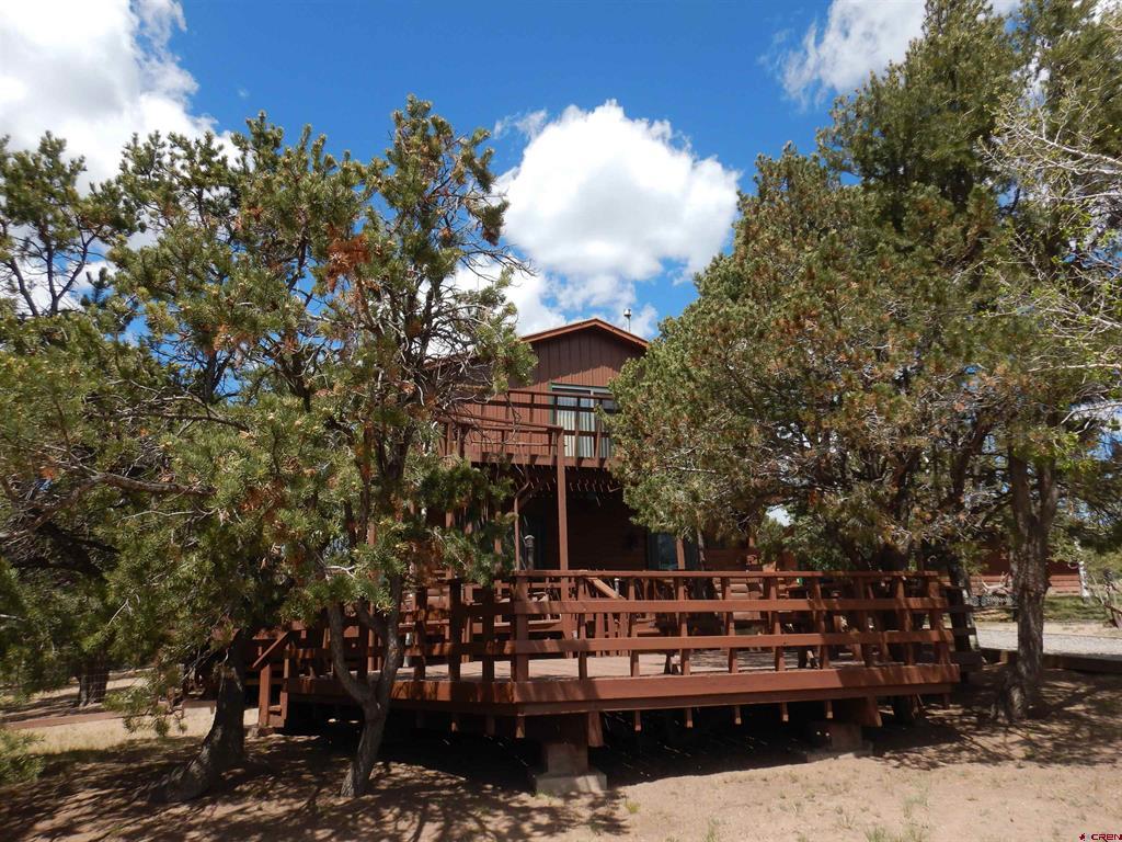 395 Kit Carson Road — photo