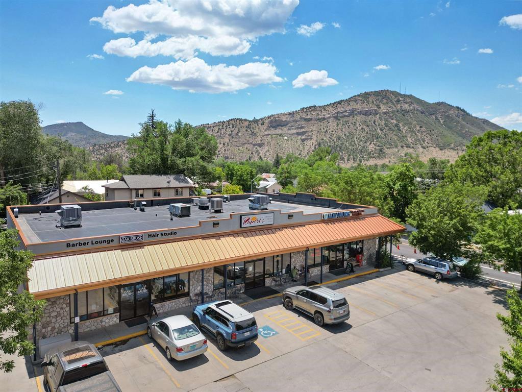 810 E College Drive — photo