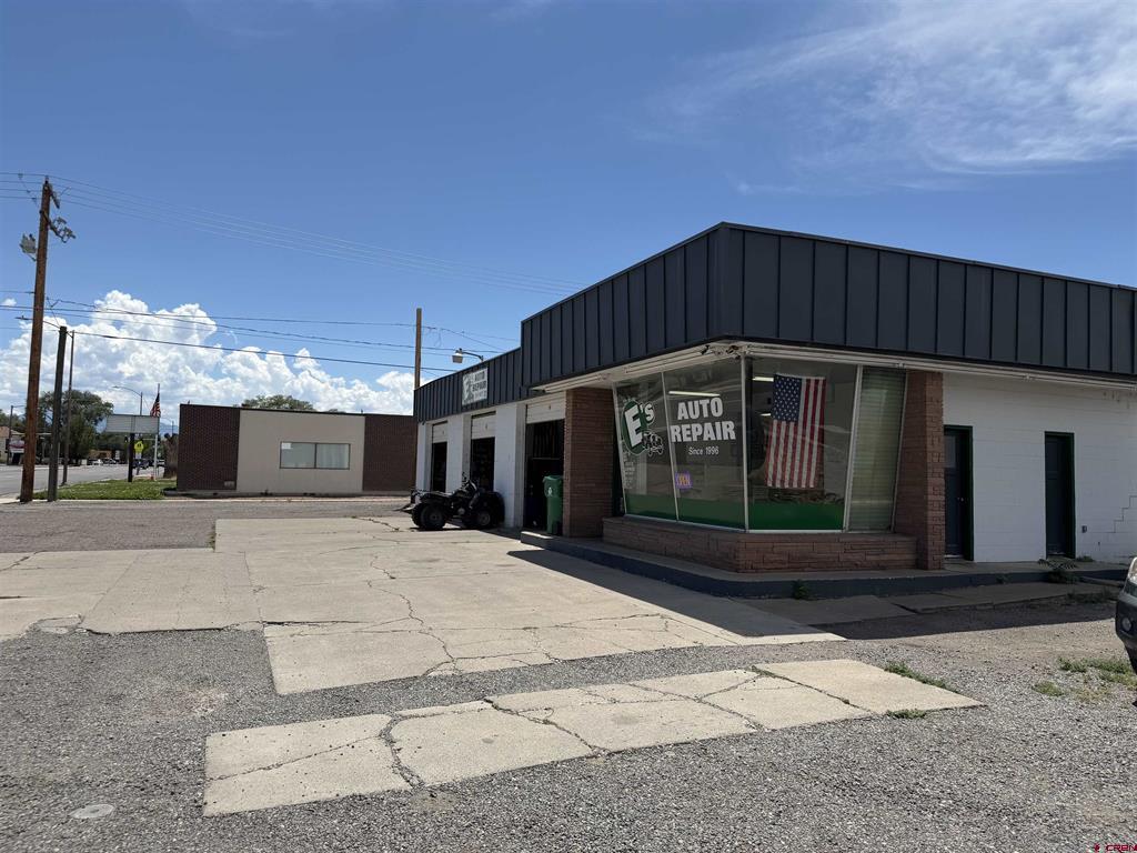 310 S Townsend Avenue — photo