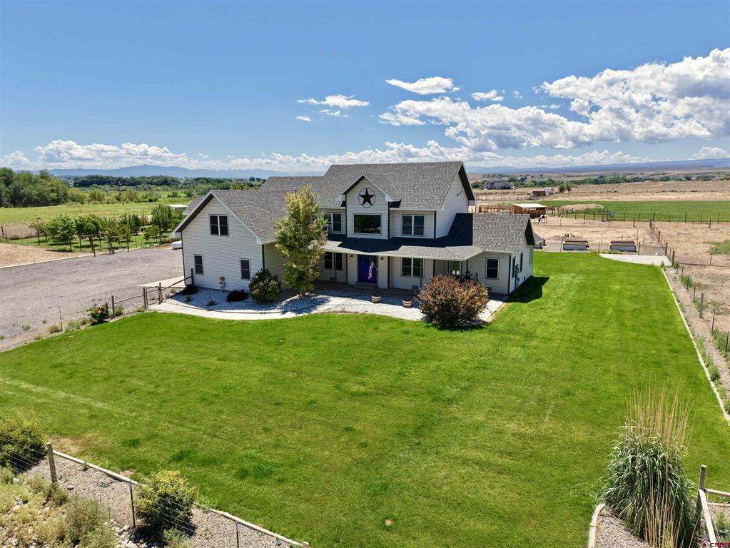 55744 Fuchsia Lane — photo
