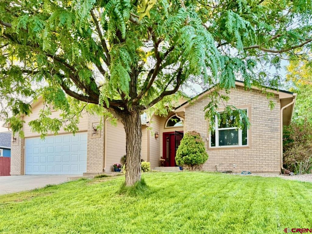 2810 Grand View Circle — photo