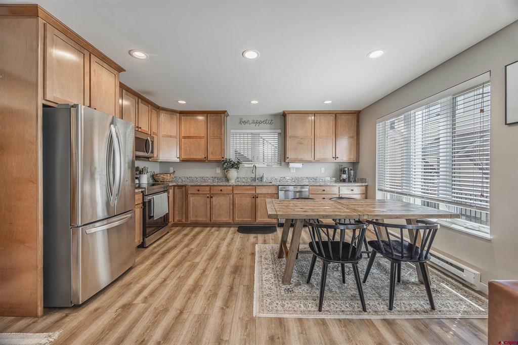 305 Van Tuyl Circle a — photo