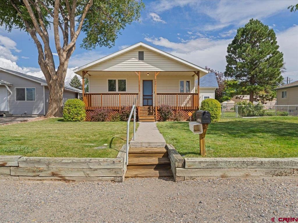 940 Leon Street — photo
