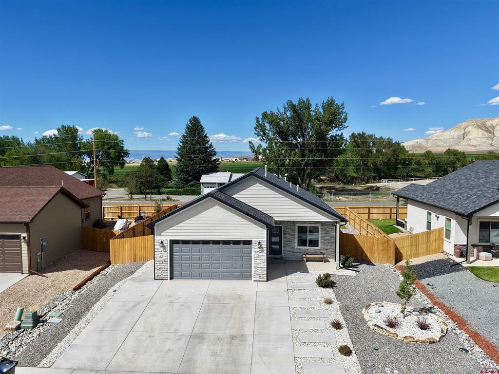 1609 Magpie Gulch Street — photo