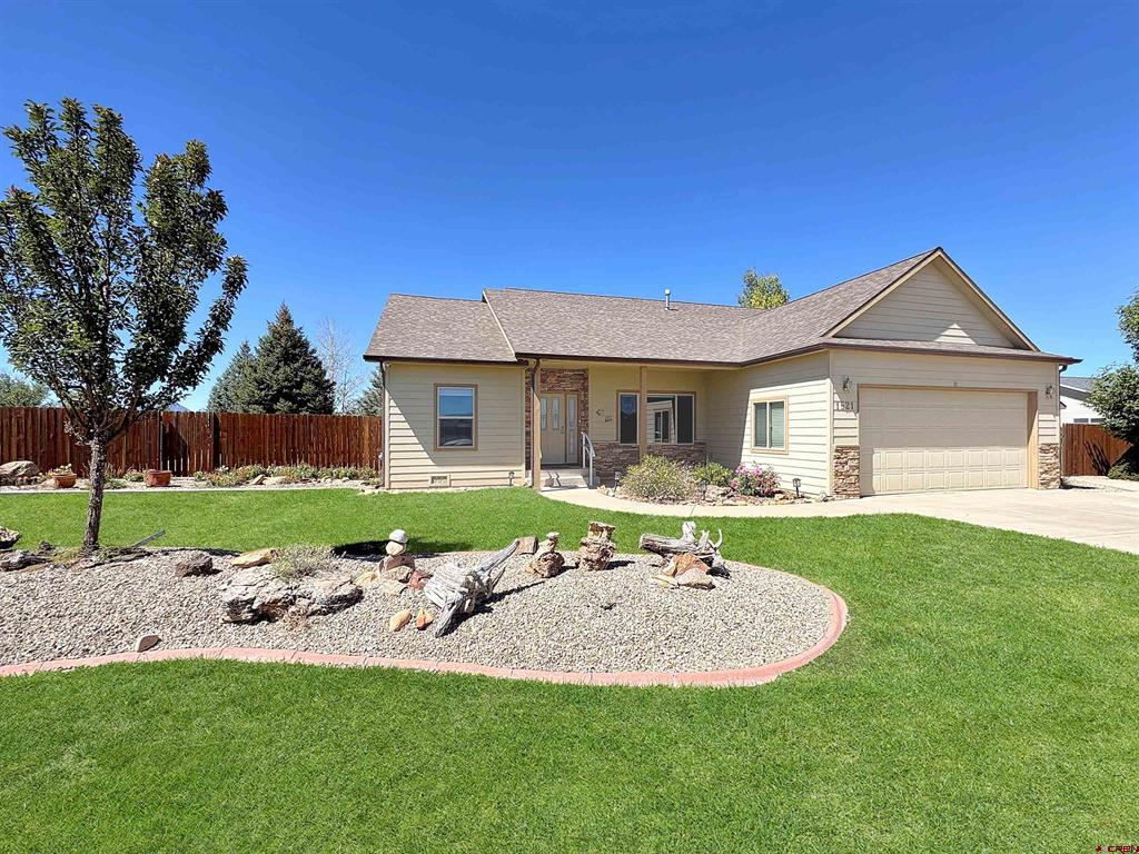 1521 Cochita Drive — photo