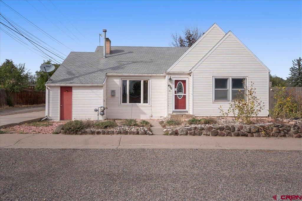 430 NW Aspen — photo