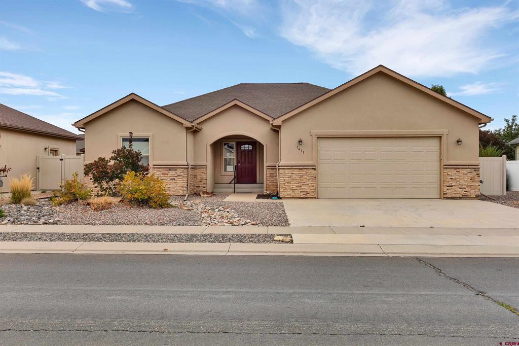 1411 Blue Lake Drive — photo