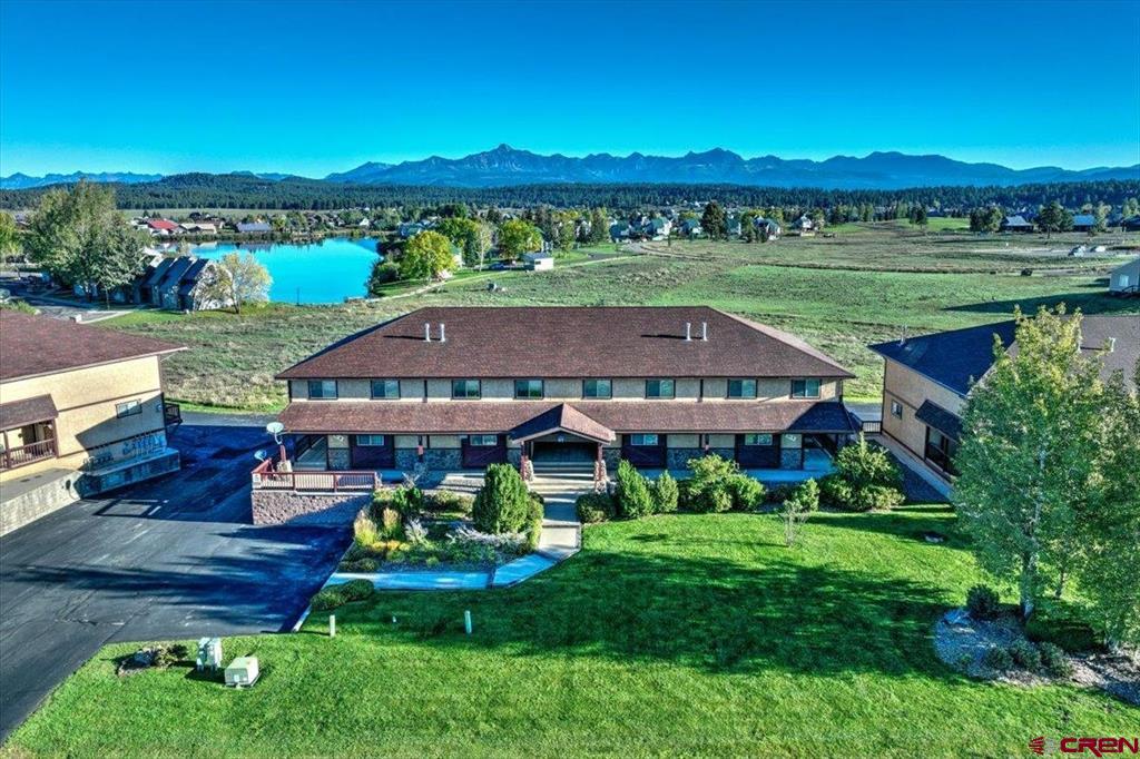 61 Lakeside Drive C4 — photo