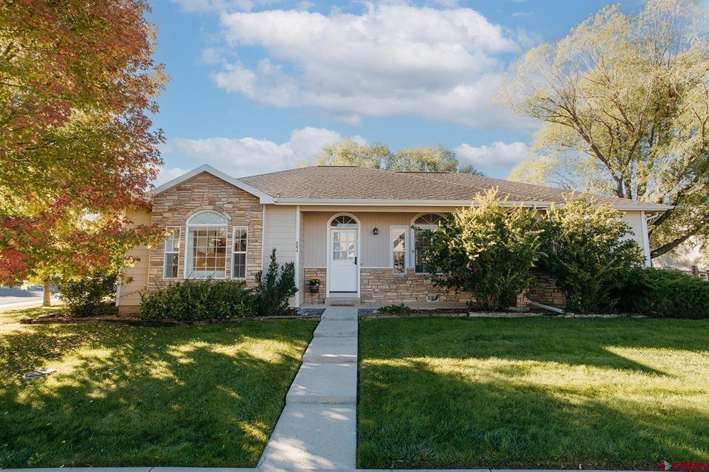 684 Cobble Drive — photo