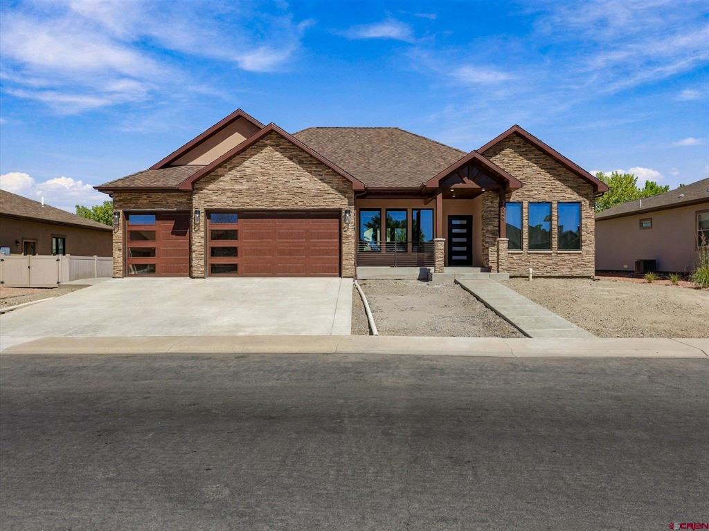 2325 Stone Bridge Drive — photo