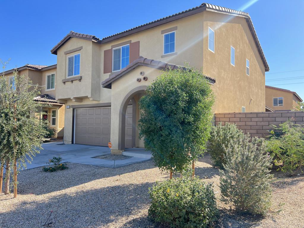 85157 Avenida Yucateco — photo