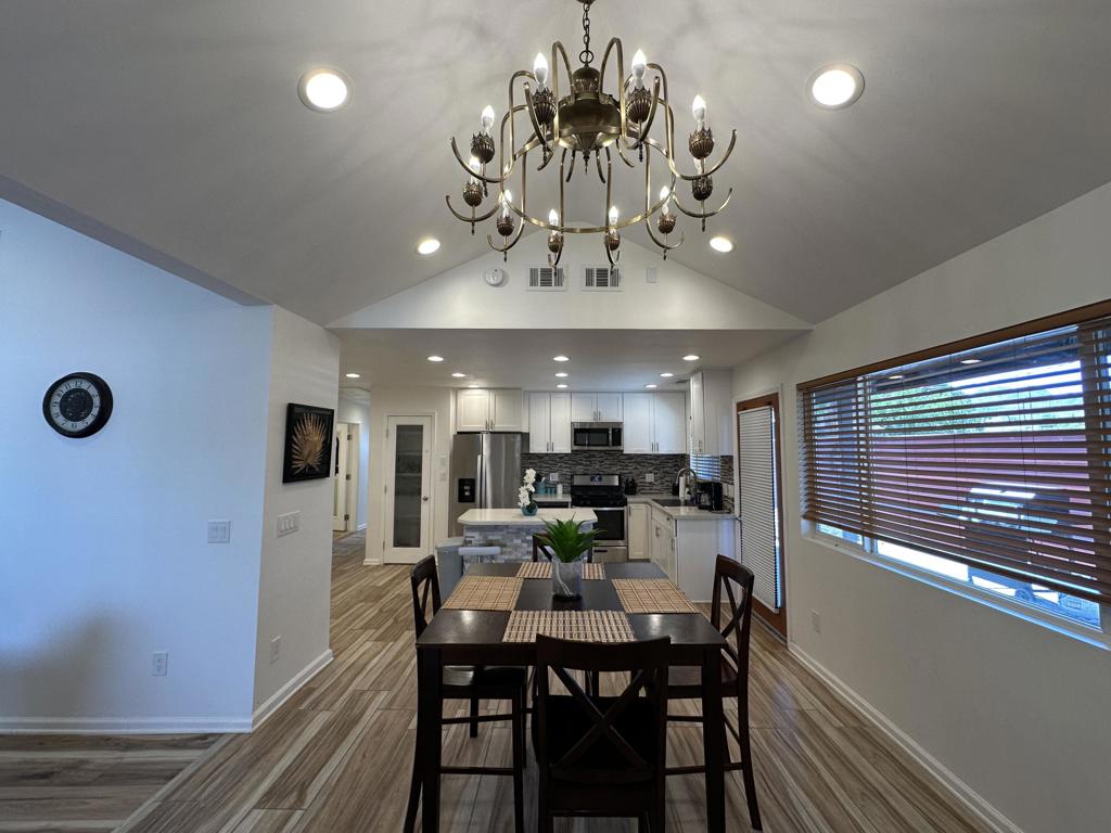6427 Valley View Street — photo