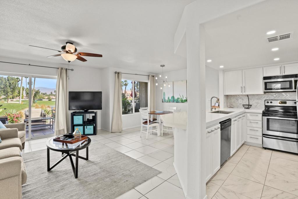 78477 Magenta Drive — photo