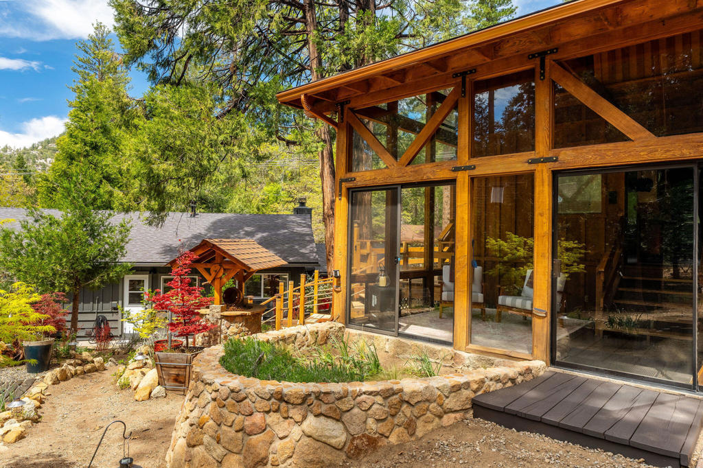 25106 Rim Rock Road — photo