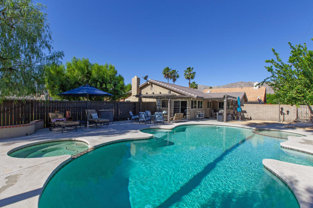 78620 Bottlebrush Drive — photo