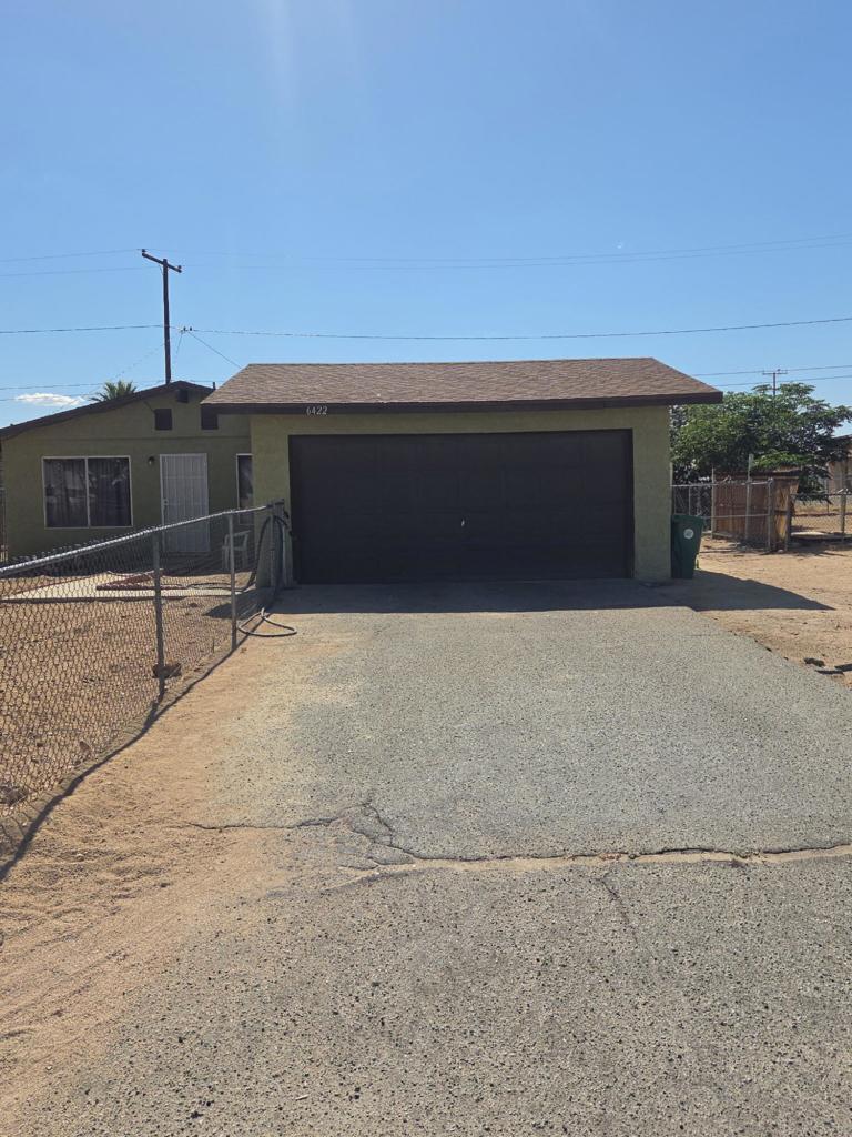 6422 Palm View Avenue — photo