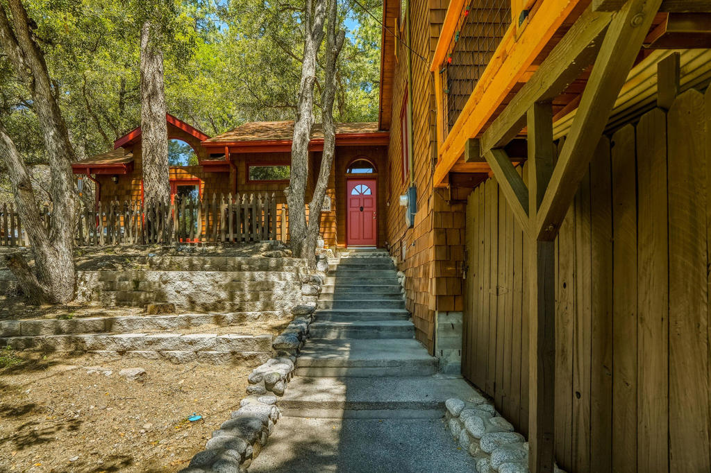 24945 Marion Ridge Drive, Idyllwild, CA 92549 — photo 2