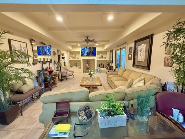 223 Imperial Avenue — photo