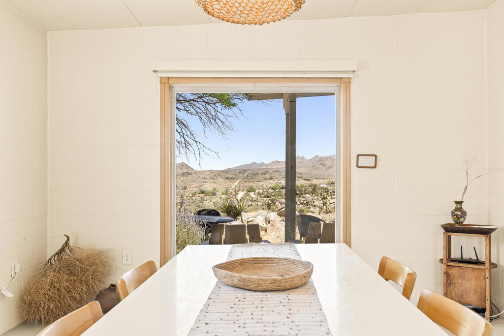 8669 Via Rocosa Road — photo
