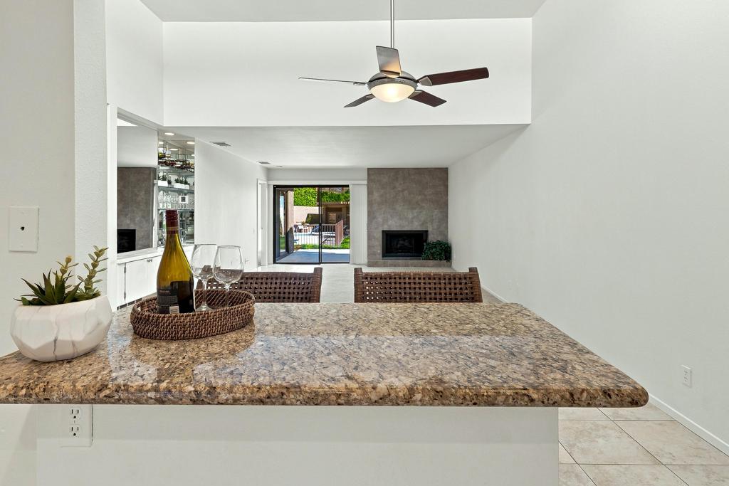 48953 Canyon Crest Lane — photo