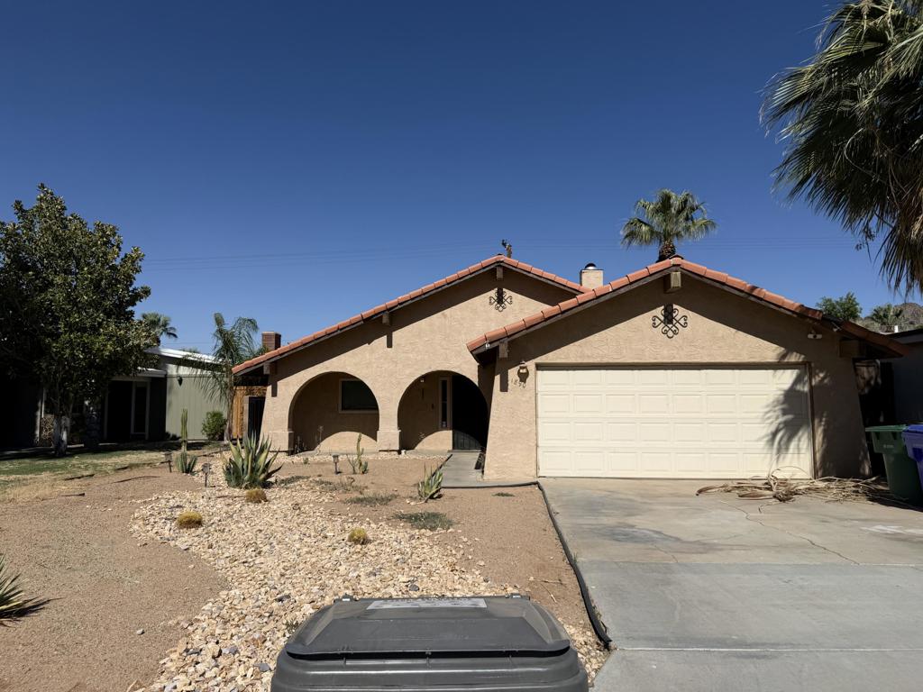 51890 Avenida Villa — photo
