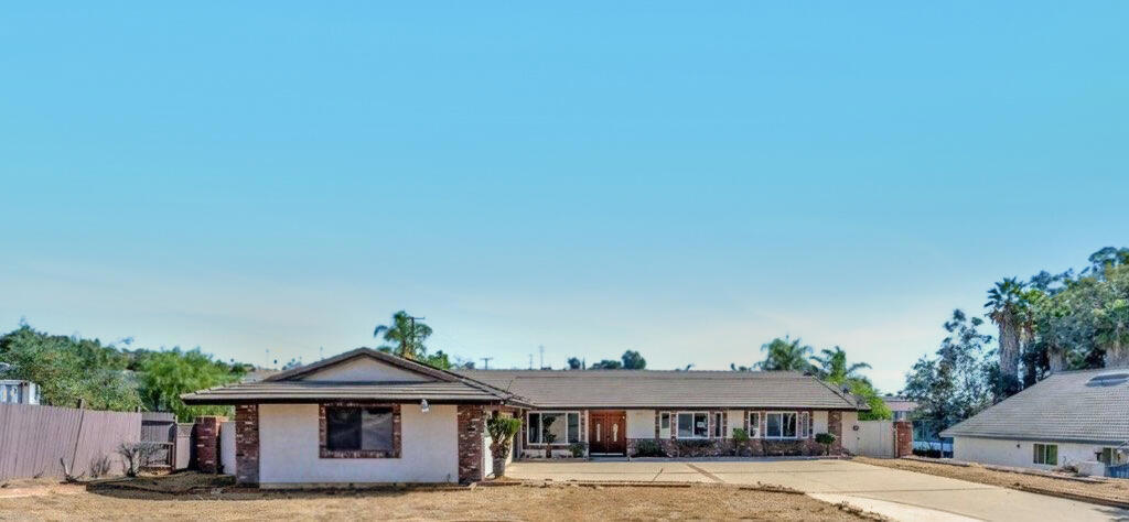 12016 Vista De Cerros Drive — photo
