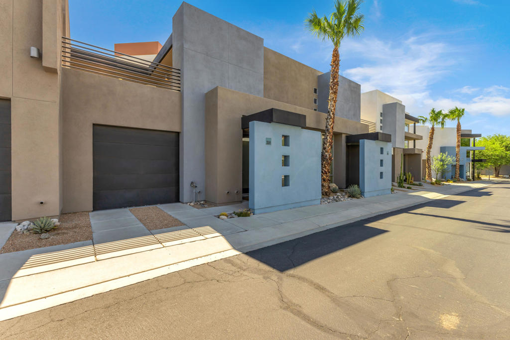 3554 Penny Lane — photo