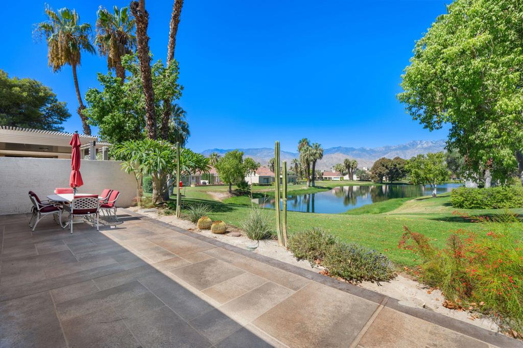 126 Mission Hills Drive — photo