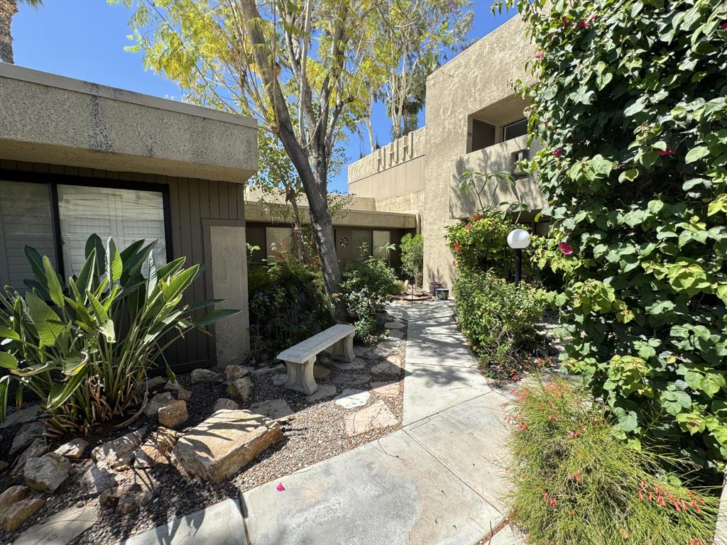 473 W Bradshaw Lane 10 — photo