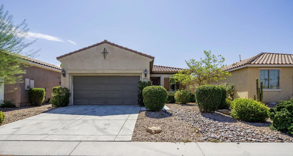 39838 Calle Coche — photo