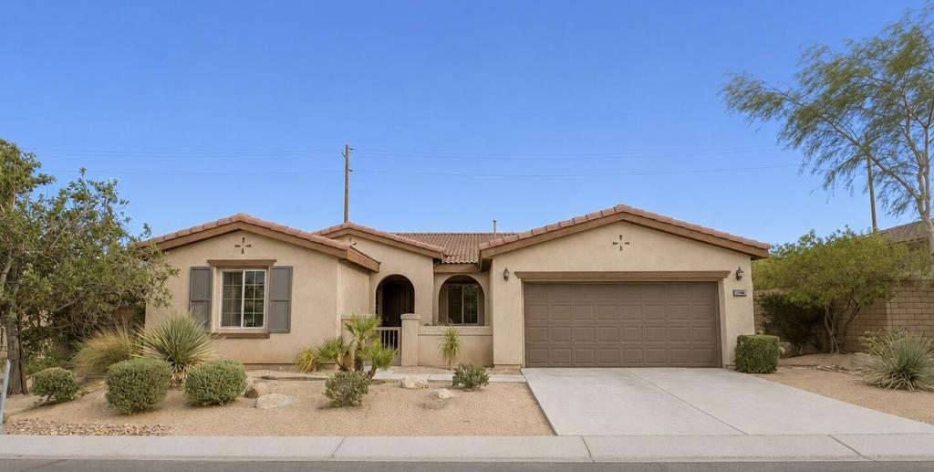 73895 Mondrian Place — photo