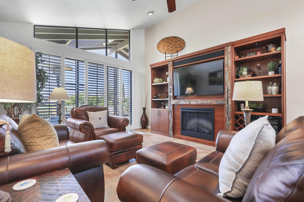 117 Bouquet Canyon Drive — photo