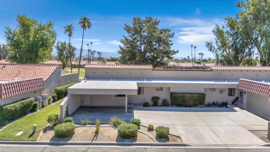 40432 Bay Hill Way — photo