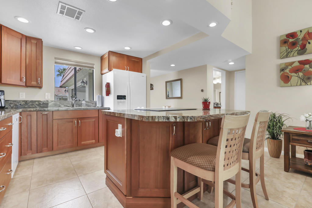 40360 Bay Hill Way — photo